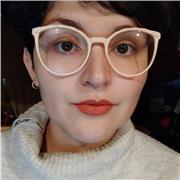 Profesora de castellano enseña de quinto a cuarto medio